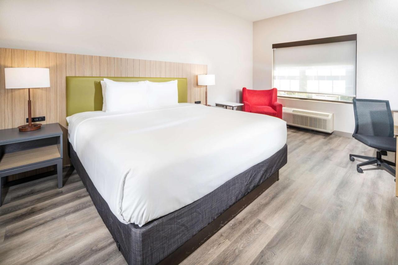 Hotel Country & By Radisson, Stone Mountain, Ga 3*